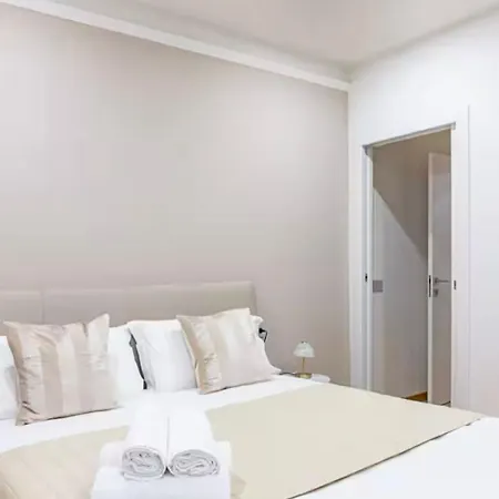 Apartment Casati Station Metro M1, M2, M3 Milan