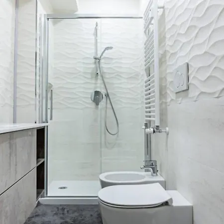 Casati Station Metro M1, M2, M3 Apartment *